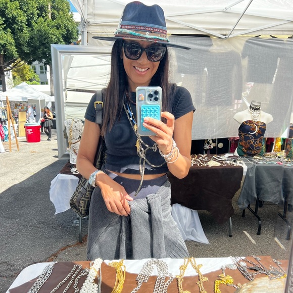 Amazing Suede navy  hat - Picture 14 of 17